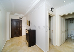 Luxury apartment with a view of the sea and the fortress in the Tosmur area          