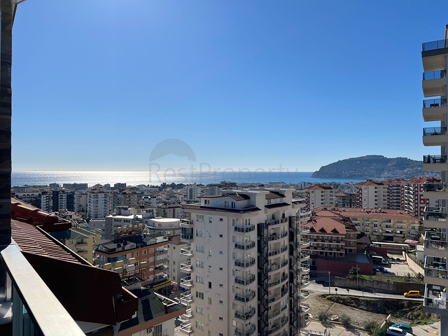 4+1 penthouse with sea view in Cikcilli area