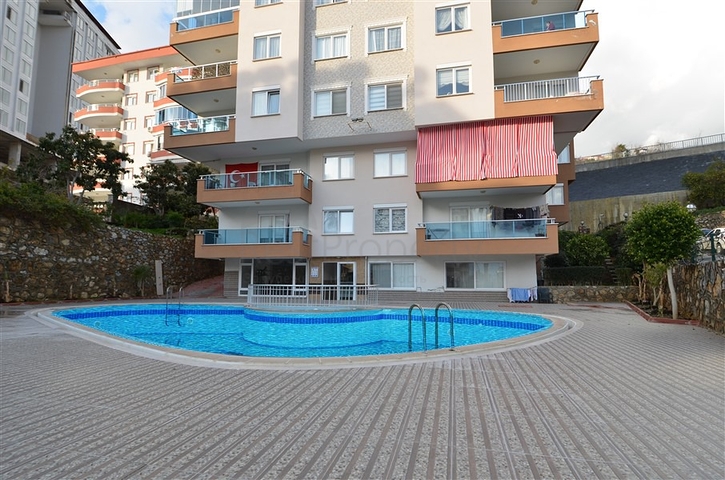 4+1 penthouse with sea view in Cikcilli area