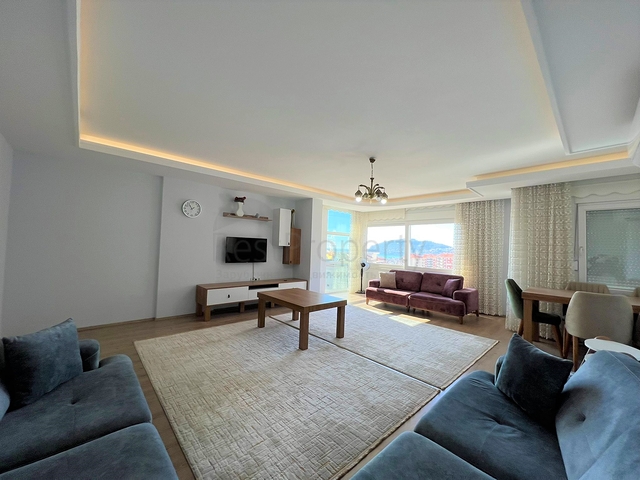 4+1 penthouse with sea view in Cikcilli area