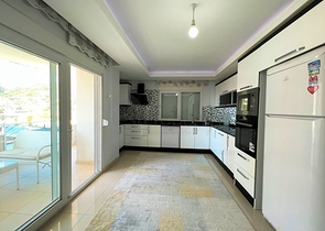 4+1 penthouse with sea view in Cikcilli area