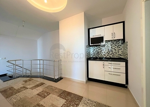 4+1 penthouse with sea view in Cikcilli area