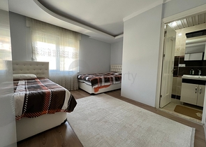 4+1 penthouse with sea view in Cikcilli area