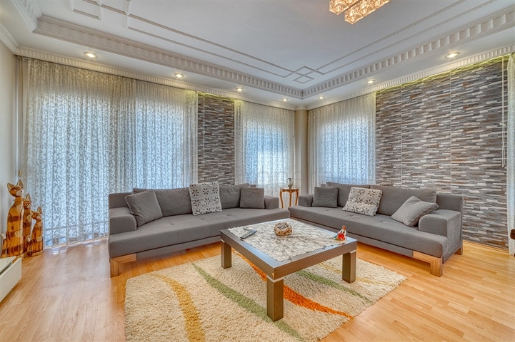 Spacious apartment in the center of Alanya