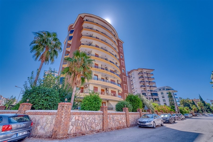 Spacious apartment in the center of Alanya