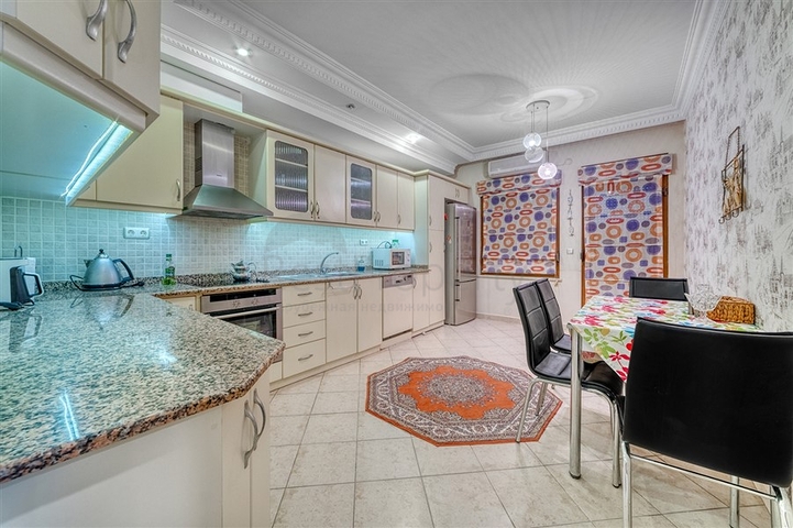 Spacious apartment in the center of Alanya