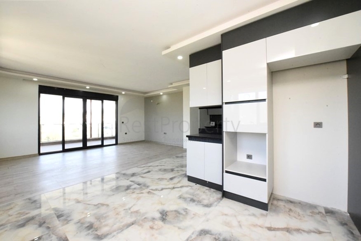 Spacious 4+2 penthouse in Gazipasa area Spacious 4+2 penthouse in Gazipasa area