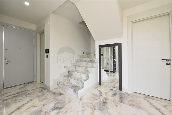 Spacious 4+2 penthouse in Gazipasa area Spacious 4+2 penthouse in Gazipasa area