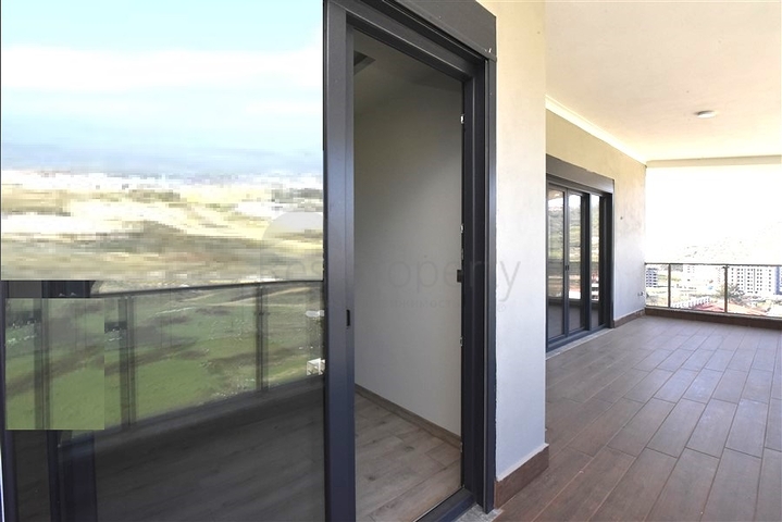 Spacious 4+2 penthouse in Gazipasa area Spacious 4+2 penthouse in Gazipasa area