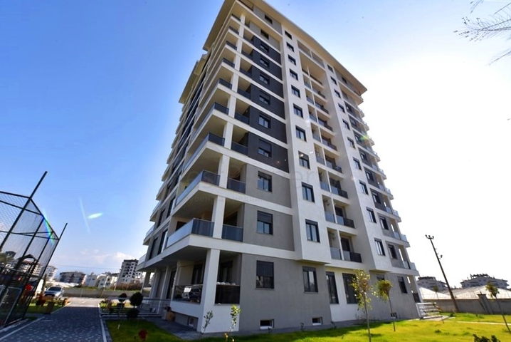 3+1 apartment with separate kitchen in Gazipasa