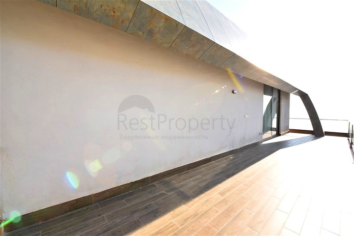 Luxury furnished 5+1 villa in the center of Alanya