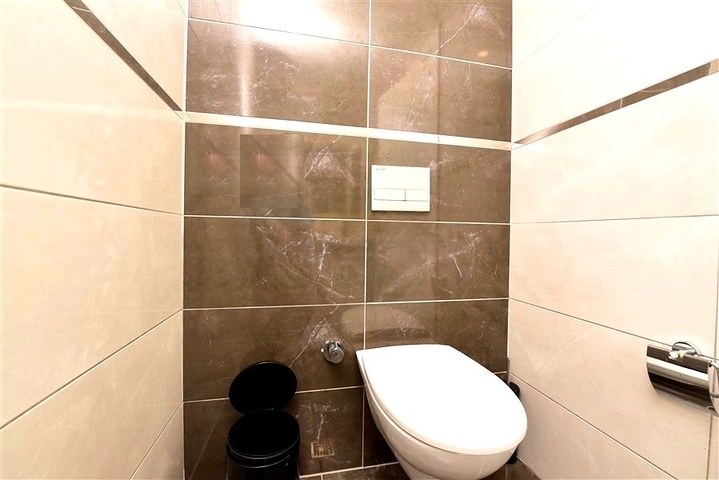 Luxury furnished 5+1 villa in the center of Alanya