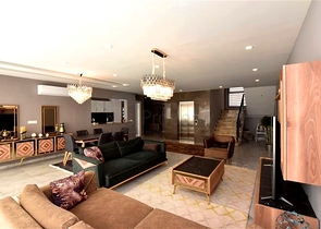 Luxury furnished 5+1 villa in the center of Alanya