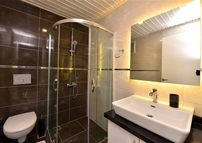 Luxury furnished 5+1 villa in the center of Alanya