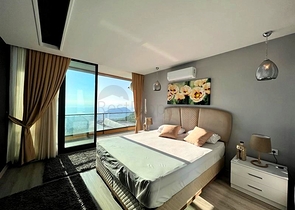 Luxury furnished 5+1 villa in the center of Alanya