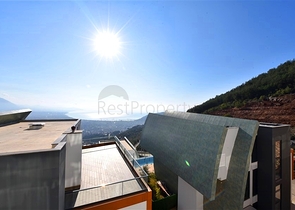Luxury furnished 5+1 villa in the center of Alanya