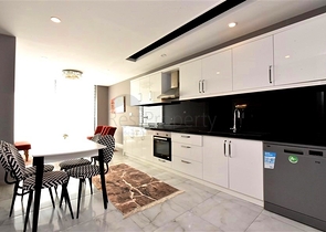 Luxury furnished 5+1 villa in the center of Alanya