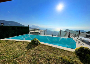 Luxury furnished 5+1 villa in the center of Alanya