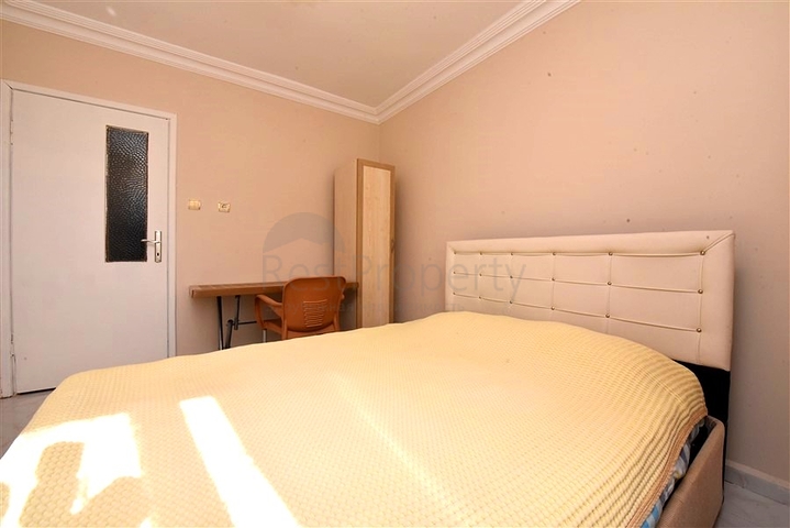 An apartment for living and renting at an attractive price 