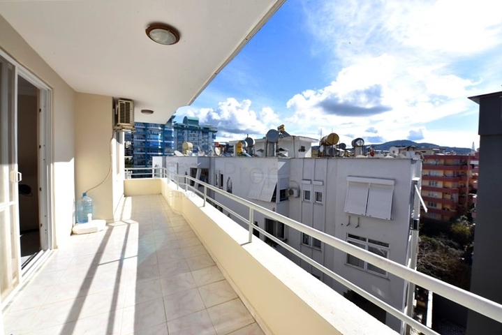 An apartment for living and renting at an attractive price 