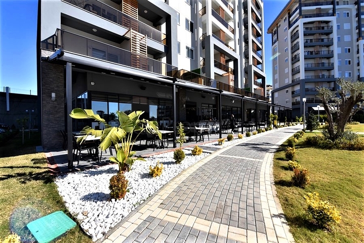 1+1 apartment in a complex with rich infrastructure