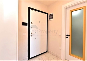 1+1 apartment in a complex with rich infrastructure