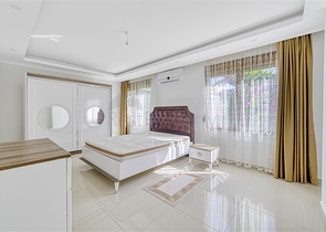 3+1 duplex with private garden in Kestel area