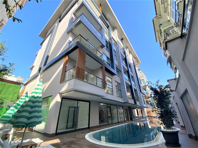 1+1 apartment in the center of Alanya in a new building