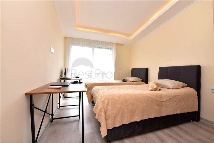 Oba penthouse with a beautiful view