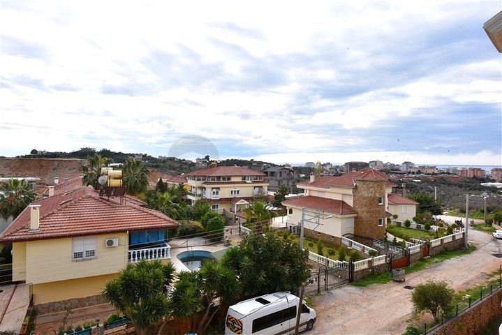 Oba penthouse with a beautiful view