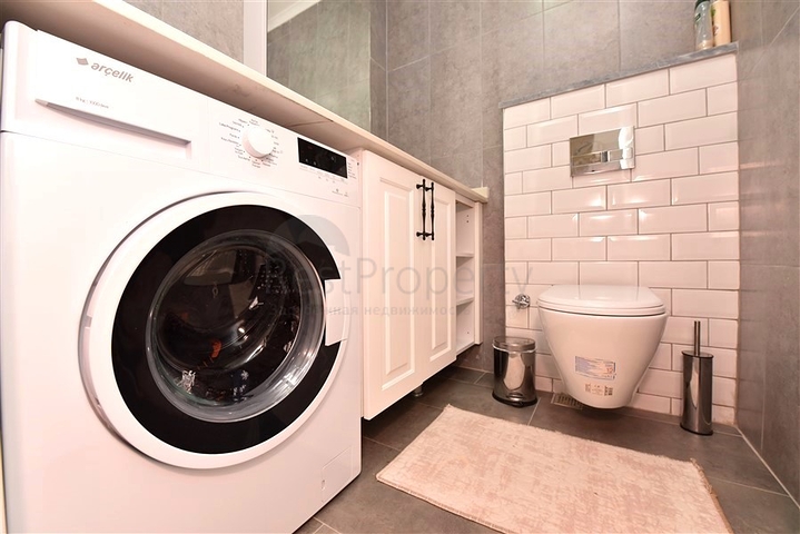 Oba penthouse with a beautiful view