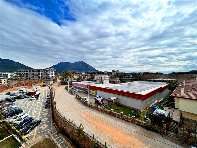 Oba penthouse with a beautiful view