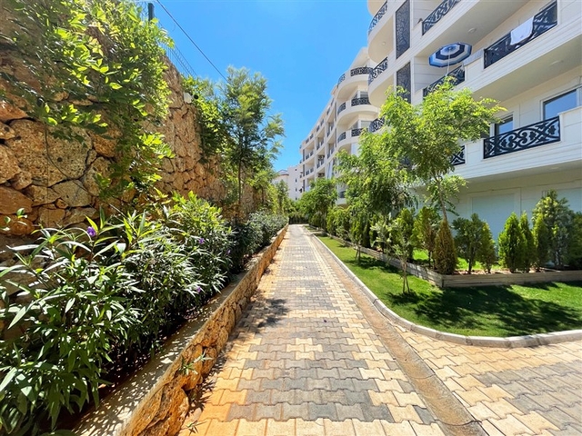 Oba penthouse with a beautiful view