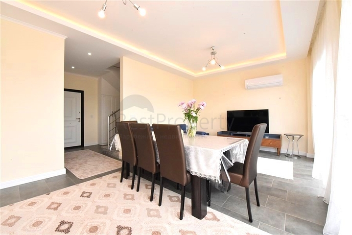 Oba penthouse with a beautiful view