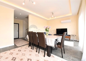 Oba penthouse with a beautiful view