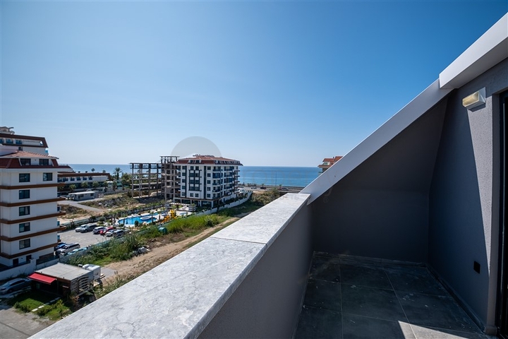 4+1 penthouse in Kestel district 