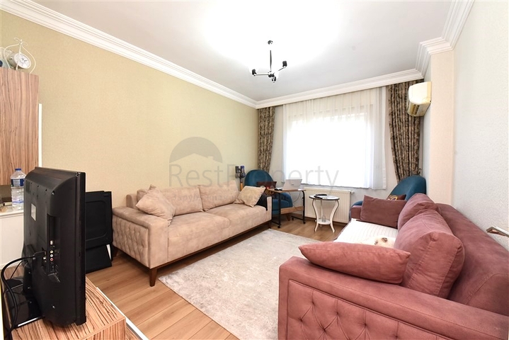 3+1 apartment with separate kitchen in the center of Alanya