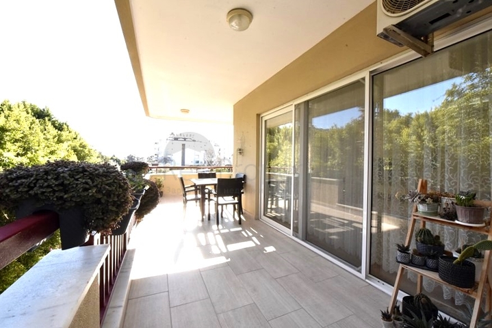 3+1 apartment with separate kitchen in the center of Alanya