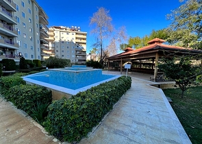 3+1 apartment with separate kitchen in the center of Alanya