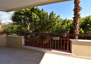 3+1 apartment with separate kitchen in the center of Alanya