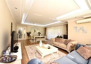 3+1 apartment with separate kitchen in the center of Alanya