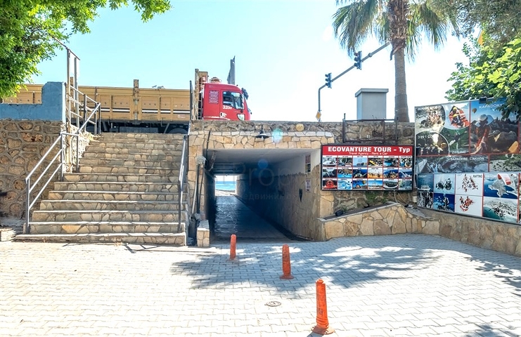 Large apartment on the first line