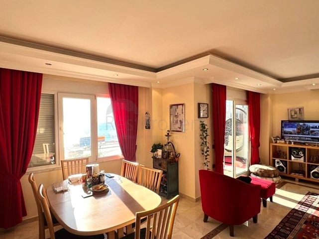 Large apartment on the first line