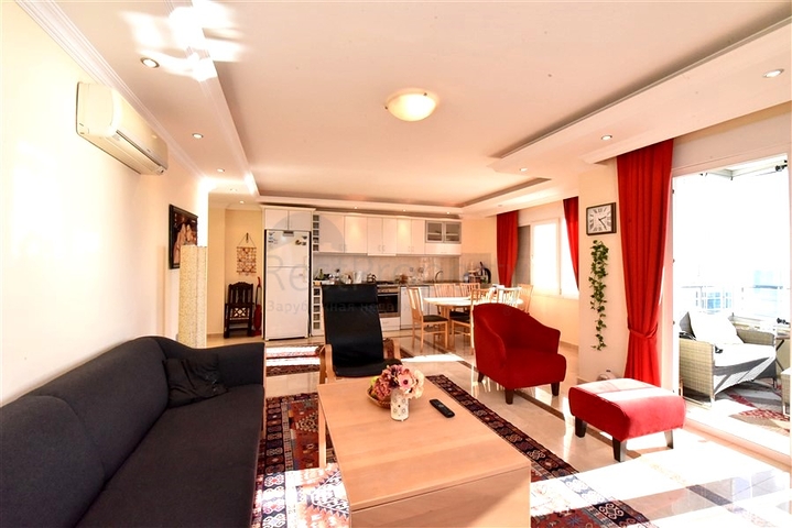 Large apartment on the first line