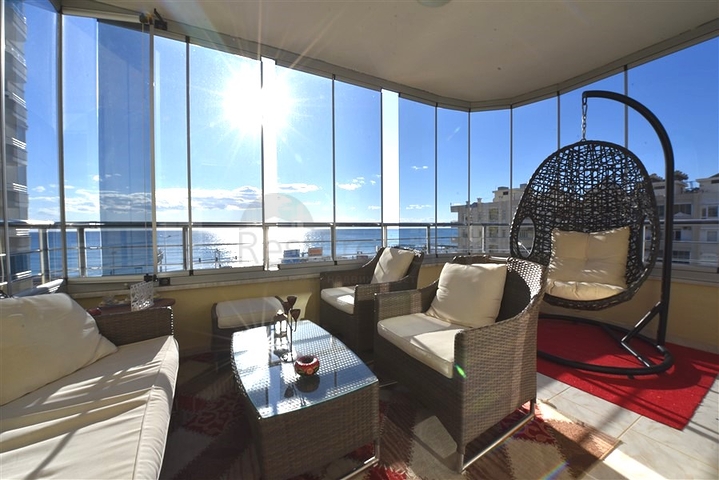 Large apartment on the first line