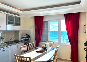 Large apartment on the first line