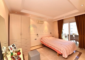 Large apartment on the first line