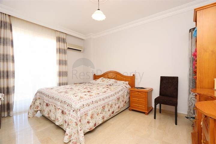 3+1 penthouse in Konakli district within walking distance to the sea