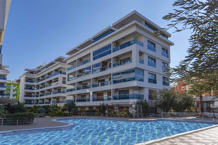 Spacious 2+1 penthouse from the owner in the Kestel area