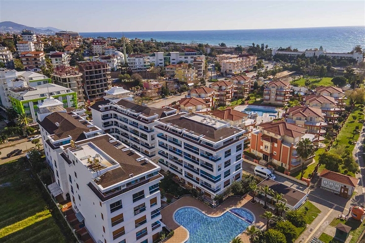 Spacious 2+1 penthouse from the owner in the Kestel area